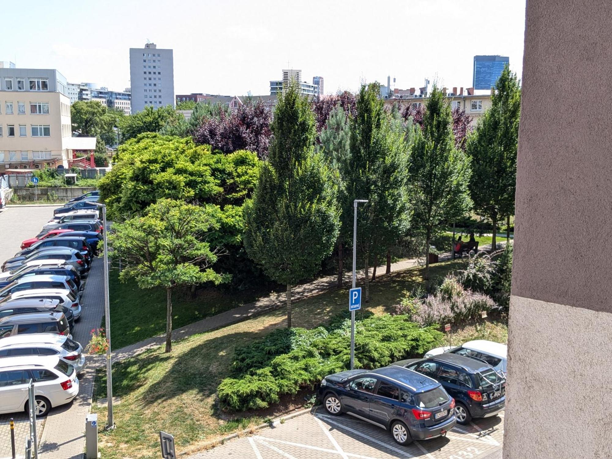 Apartman Bratislava City & Parking Luaran gambar